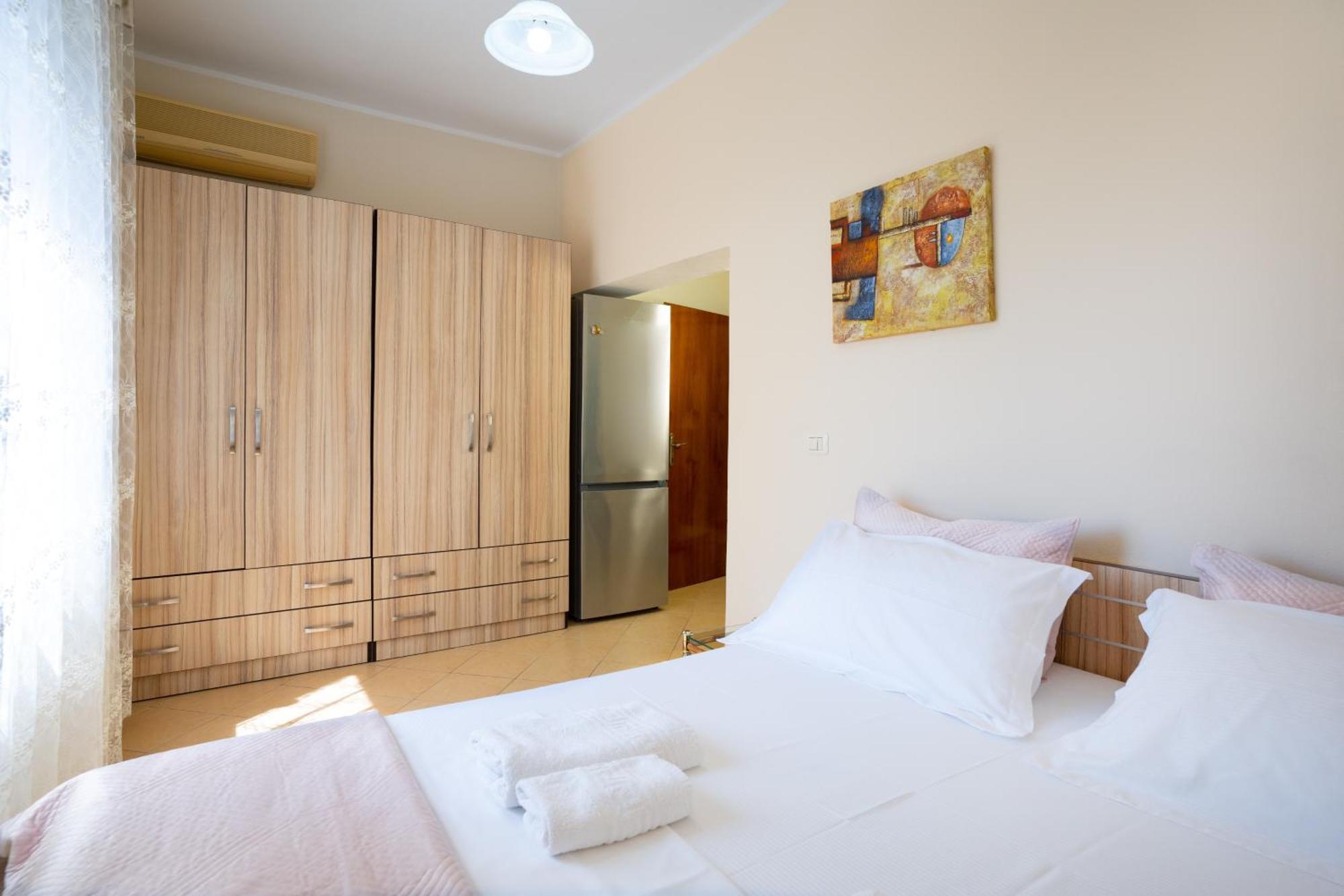 Sea Point Apartments Дуррес Екстер'єр фото