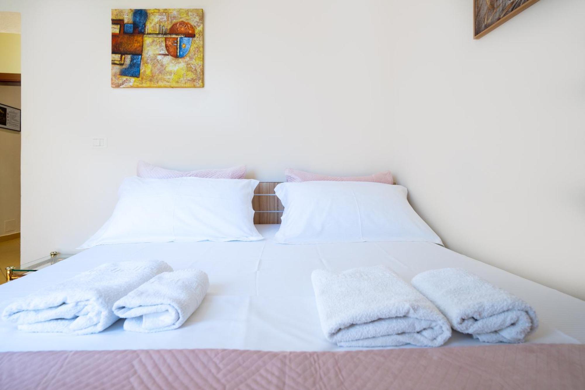 Sea Point Apartments Дуррес Екстер'єр фото